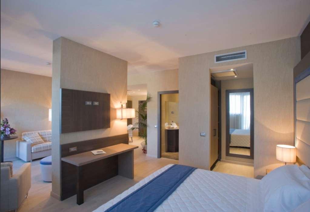 San Donato Golf Resort & Spa Santi Δωμάτιο φωτογραφία